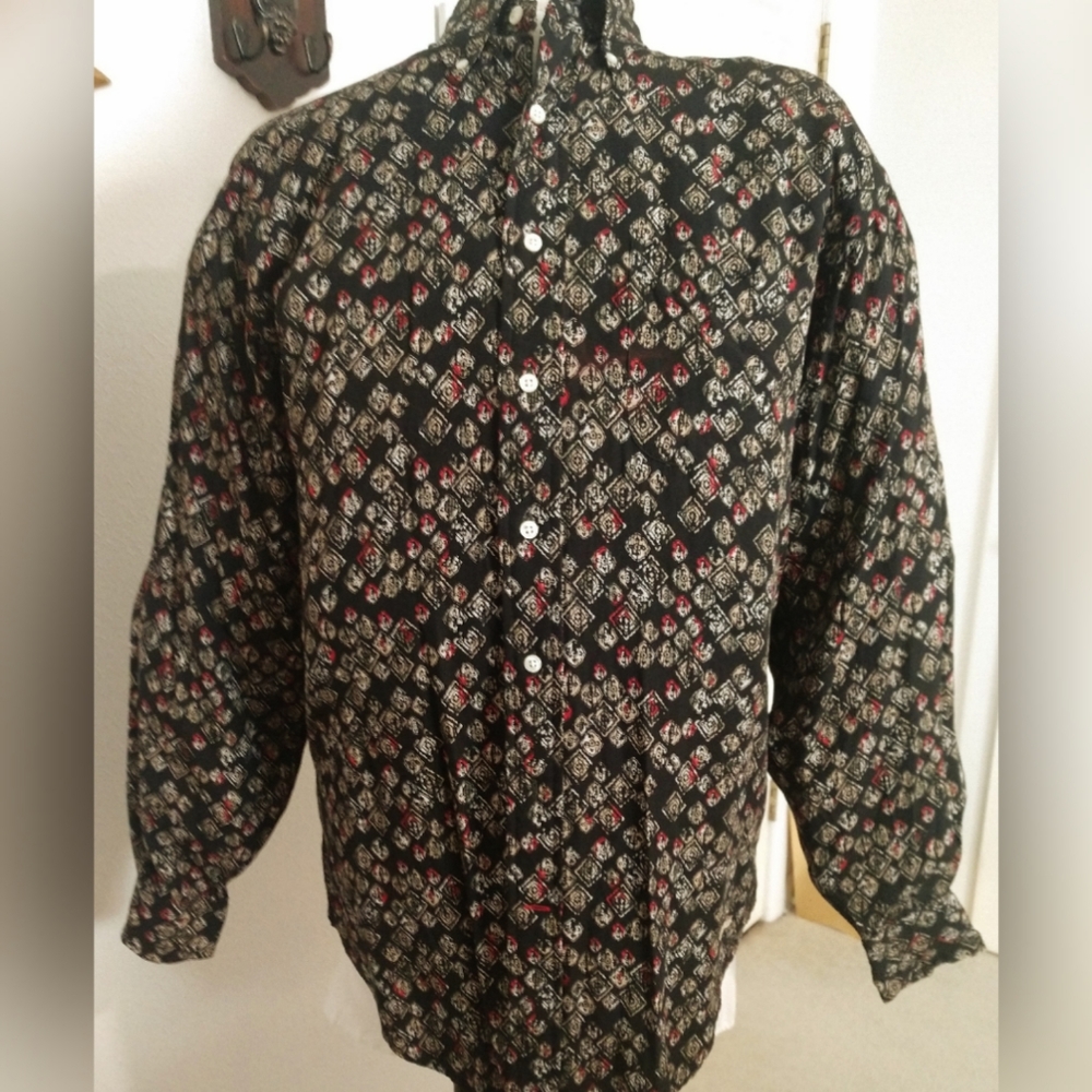 Daniel Cremieux sz M button down shirt